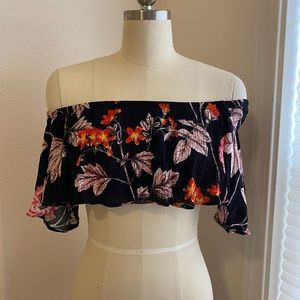 Illa Illa Crop Top